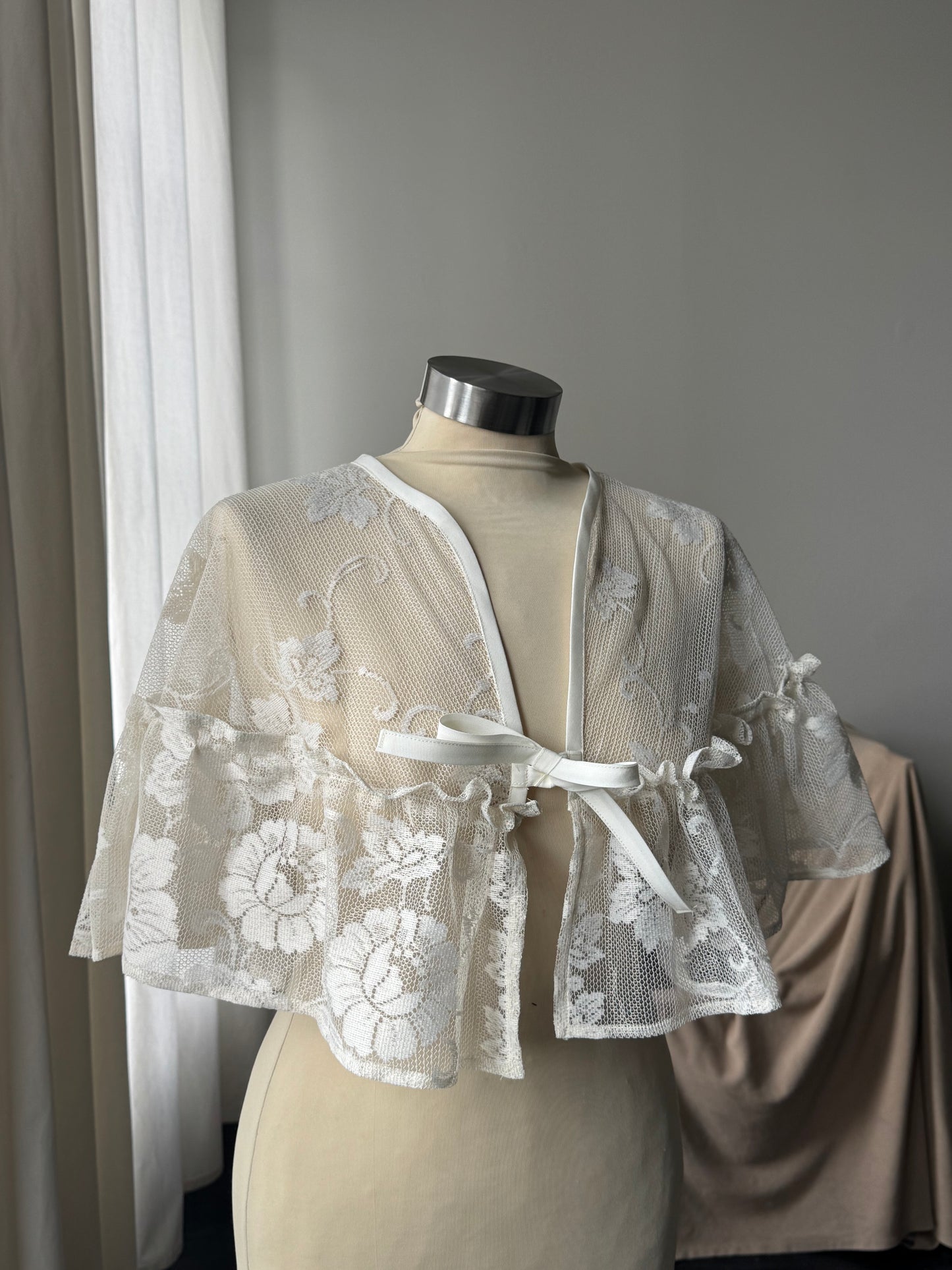 Jernigan Handcrafted Vintage Lace Capelette