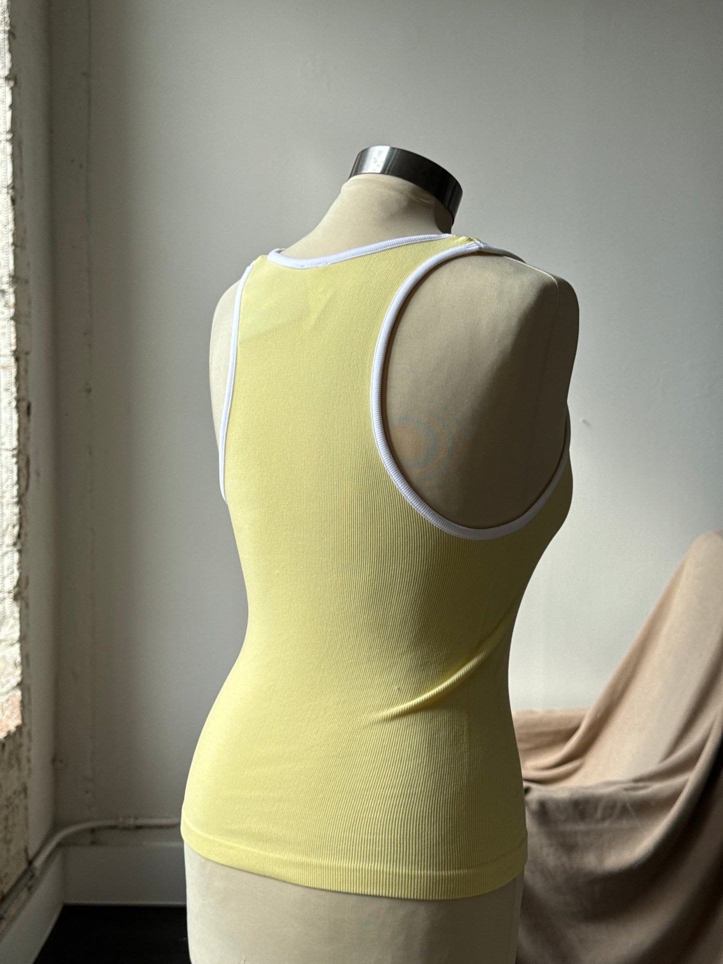 Tammy Ribbed Razor Back Tank In Banana