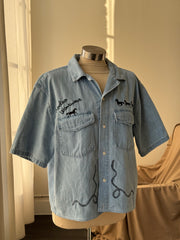 Judy Handcrafted Rodeo Workwear Embroidered Cropped Button Down Short Sleeve In Light Denim￼