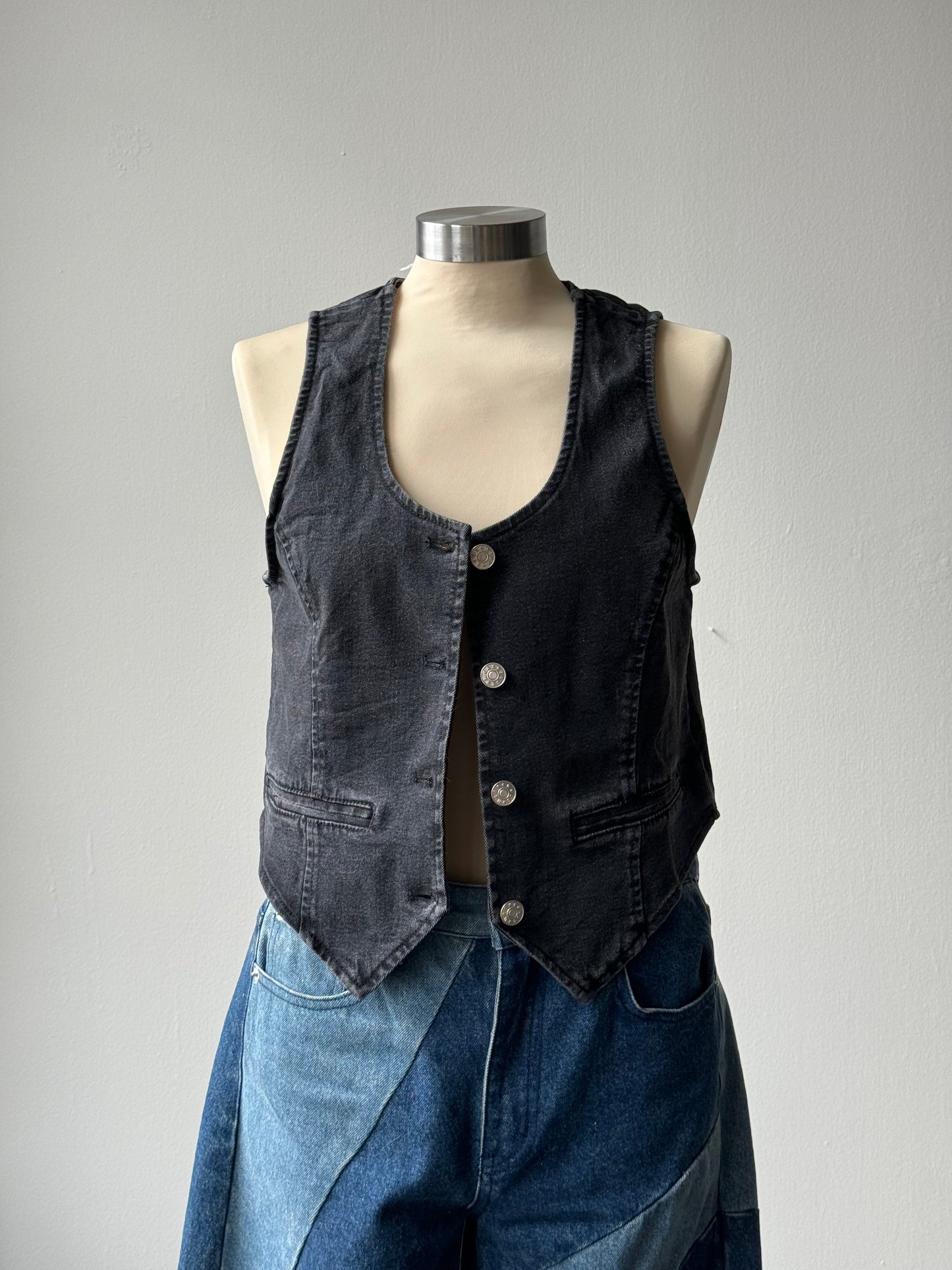 Judith Classic Western Style Low Neck Denim Vest In Ash Black