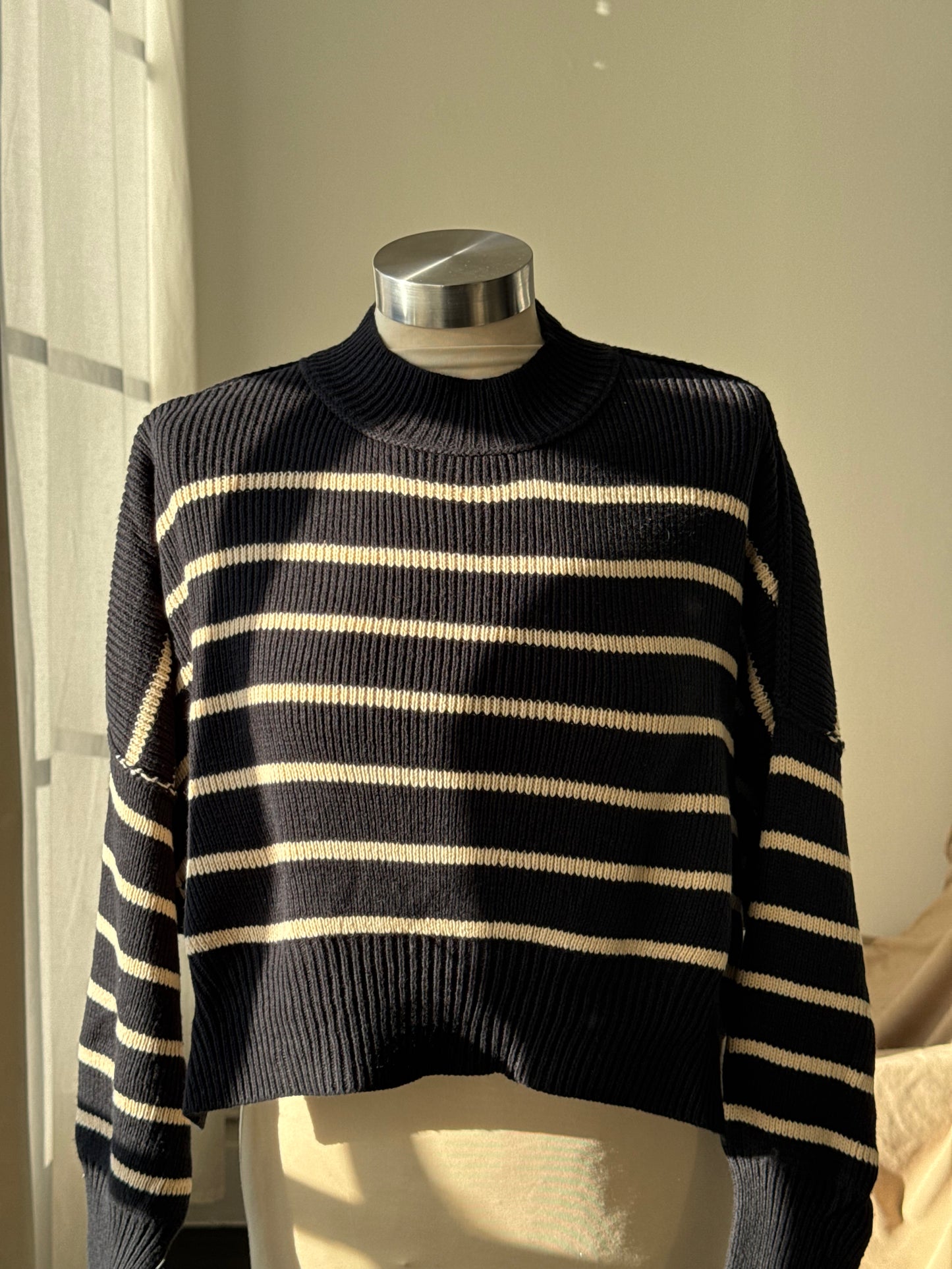 Henry Cotton Striped Cropped Mock Neck Sweater In Cream & Black￼
