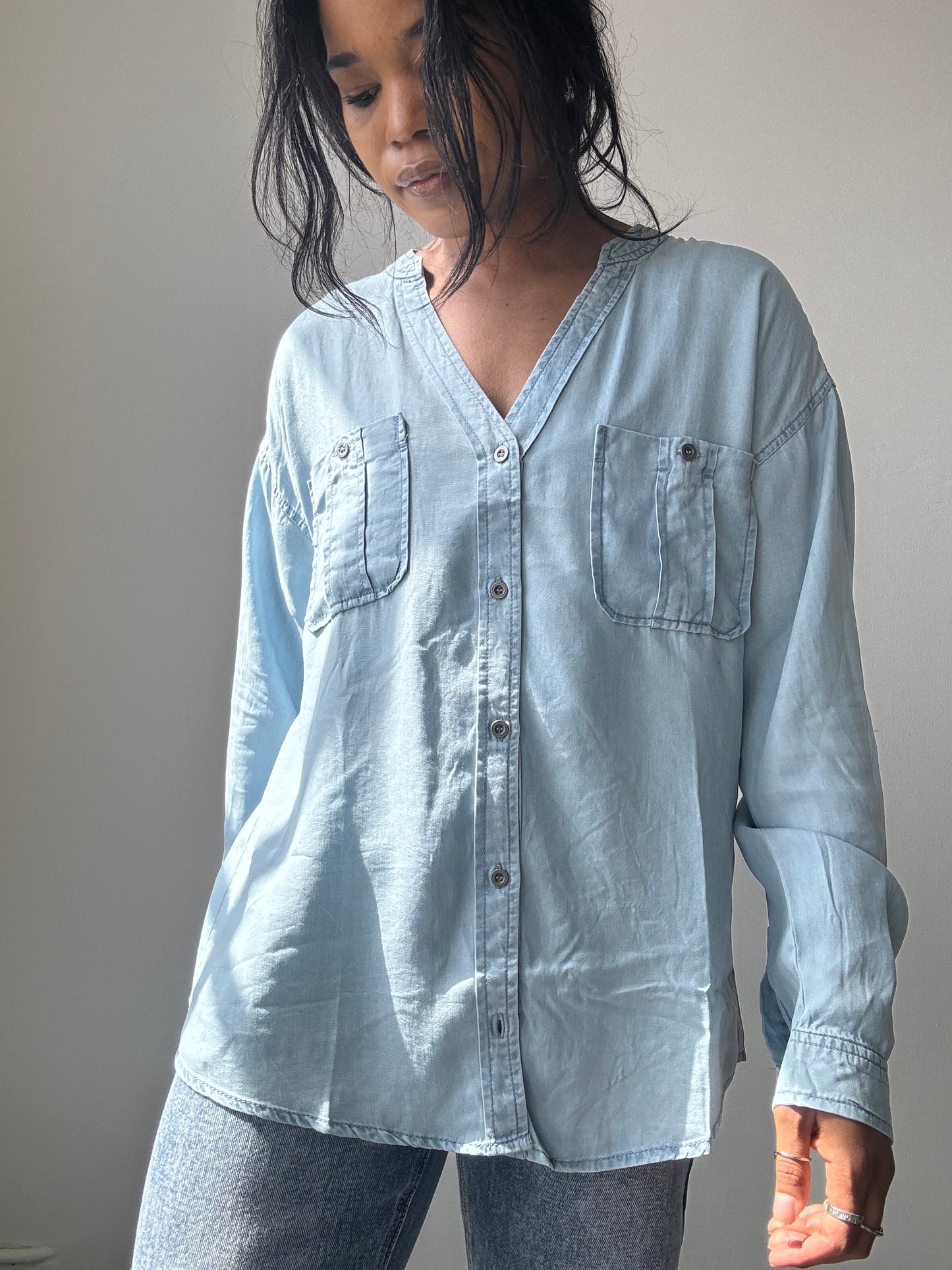 Clark Tencel Utility Button Down Shirt In Light Denim