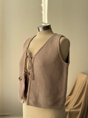 Nancy Cotton Tie Front Vest In Mocha￼
