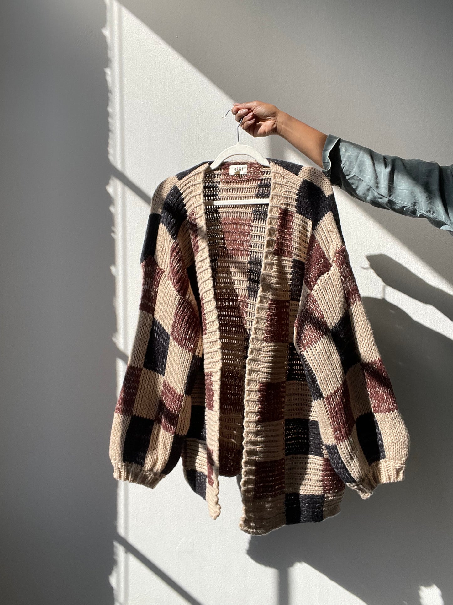 Dylan Oversized Check Open Front Sweater In Mocha ￼