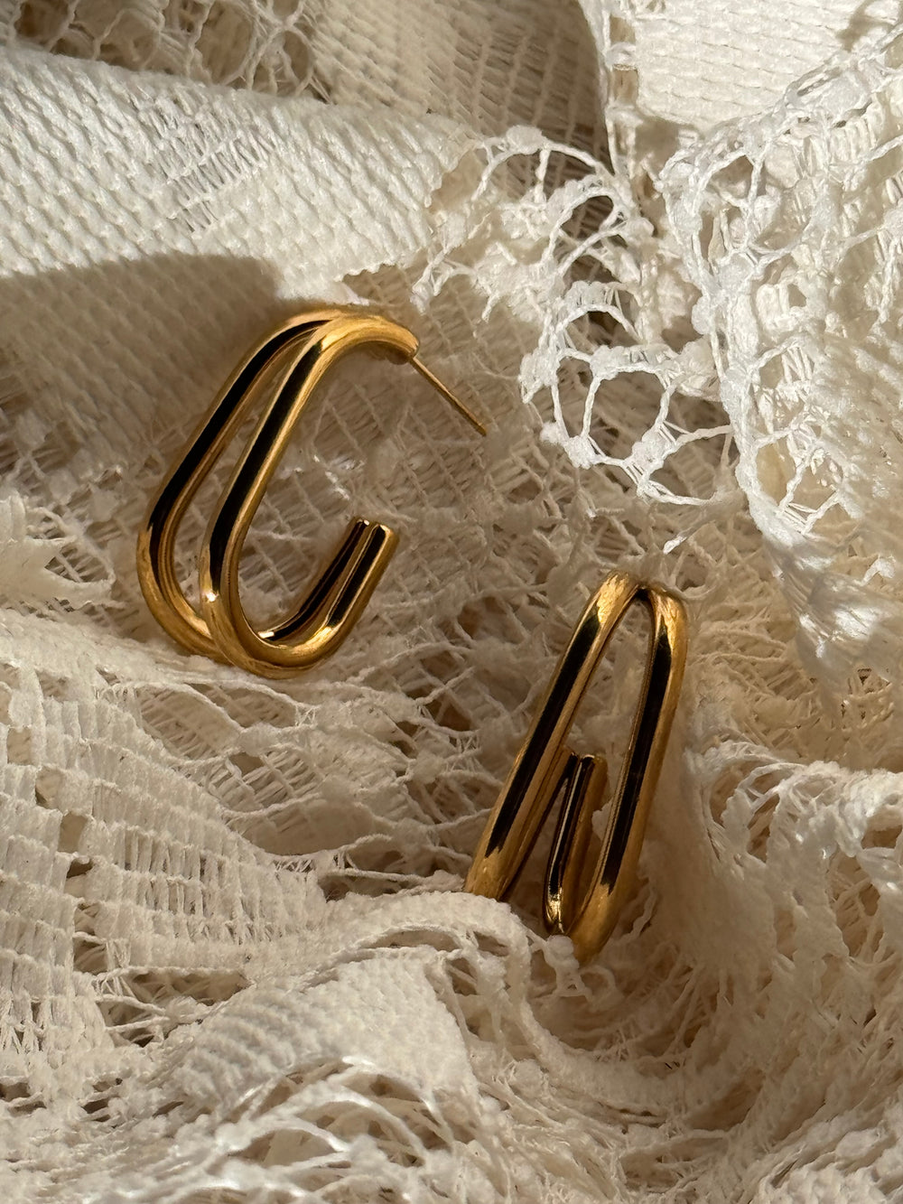 Sylvia 18k Stainless Steel Waterproof Classic Double Hoop Earring In Gold