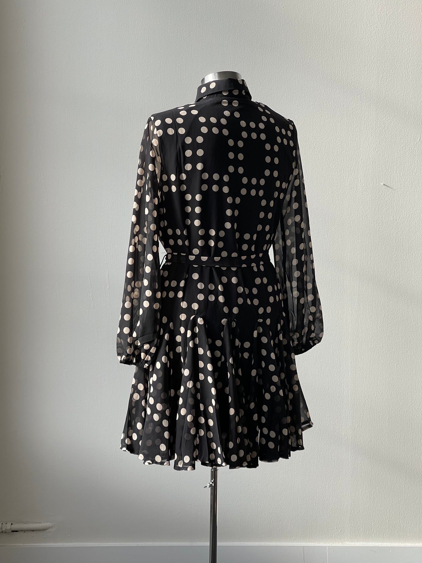 Miley Polkadot Belted Sheer Balloon Sleeve Button Down Dress In Midnight Navy