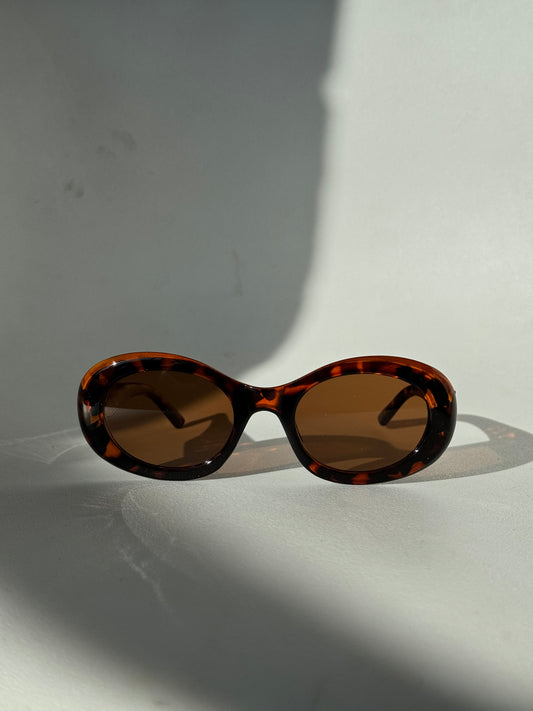Tulsa 60s Style Round Sunglasses In Tortoise