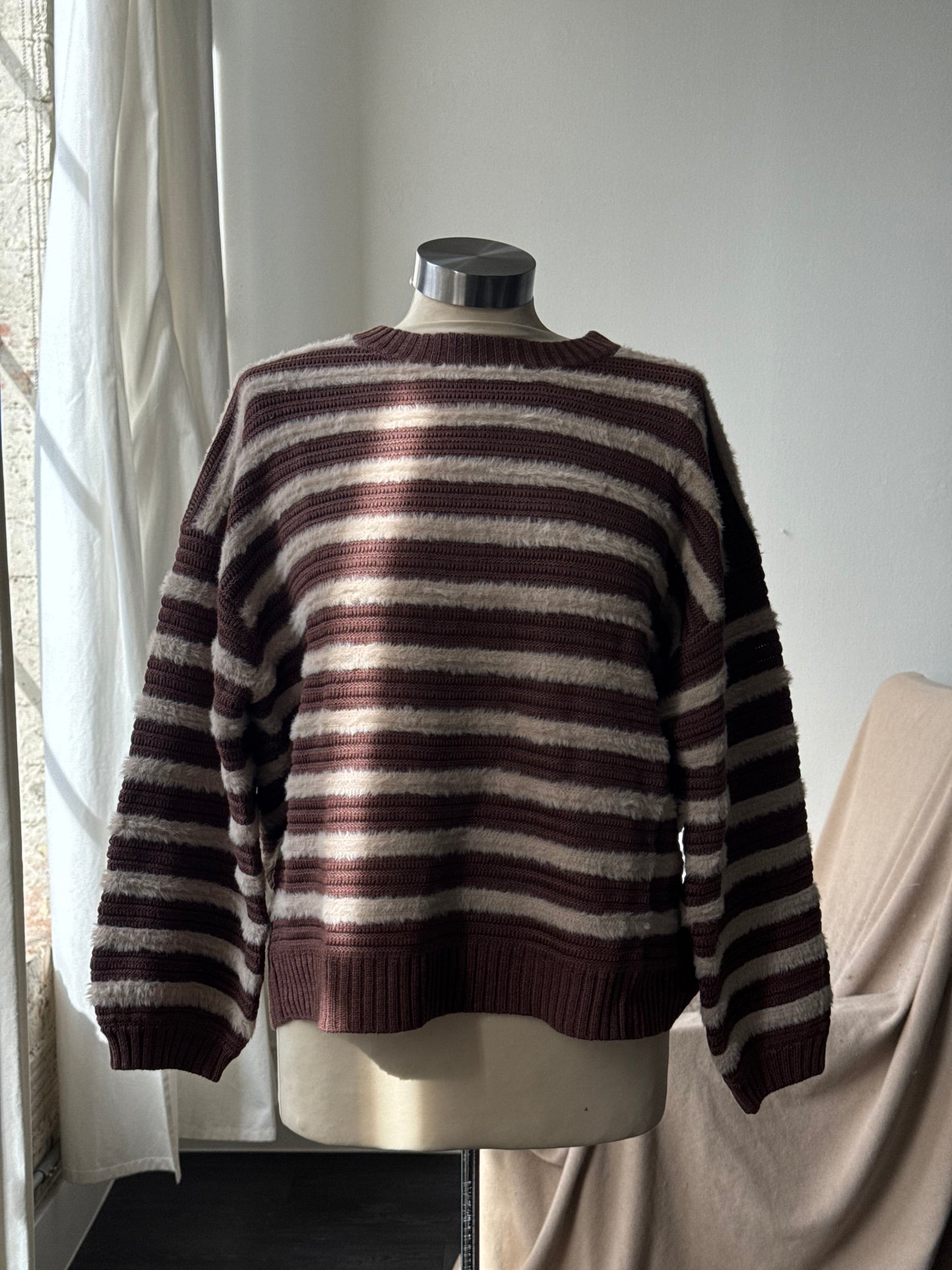 Henry Classic Crew Neck Striped Pullover Sweater In Brown