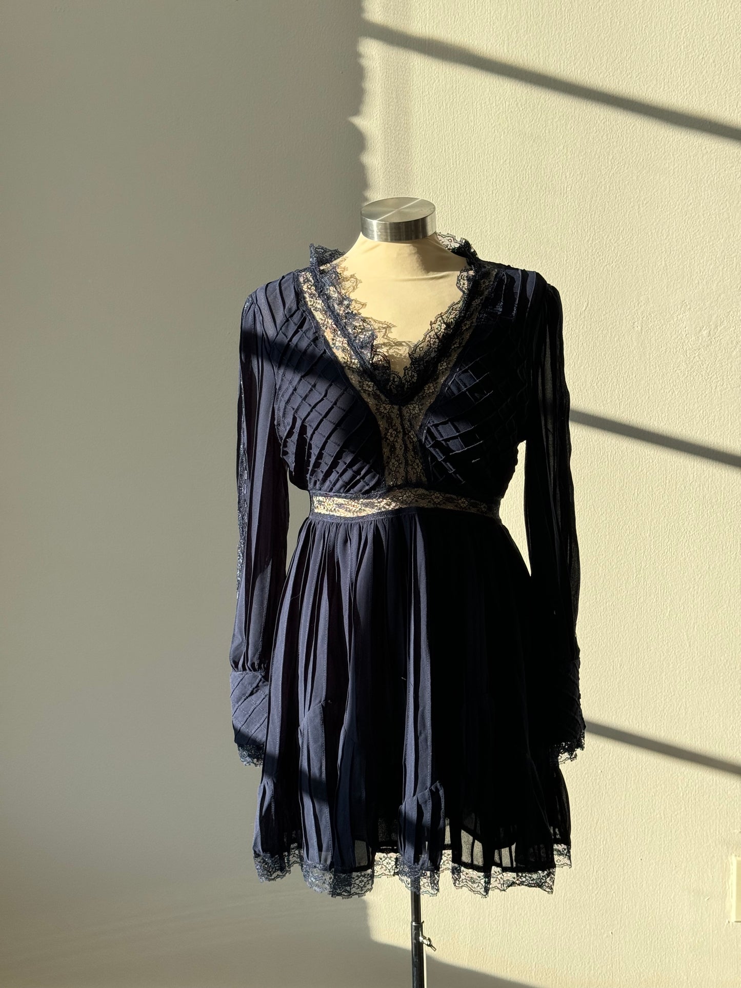 Kimberly VintageStyle Lace Dress In Midnight Navy