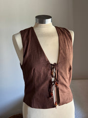 Jolene Linen Tie Front Bead Vest In Chocolate￼
