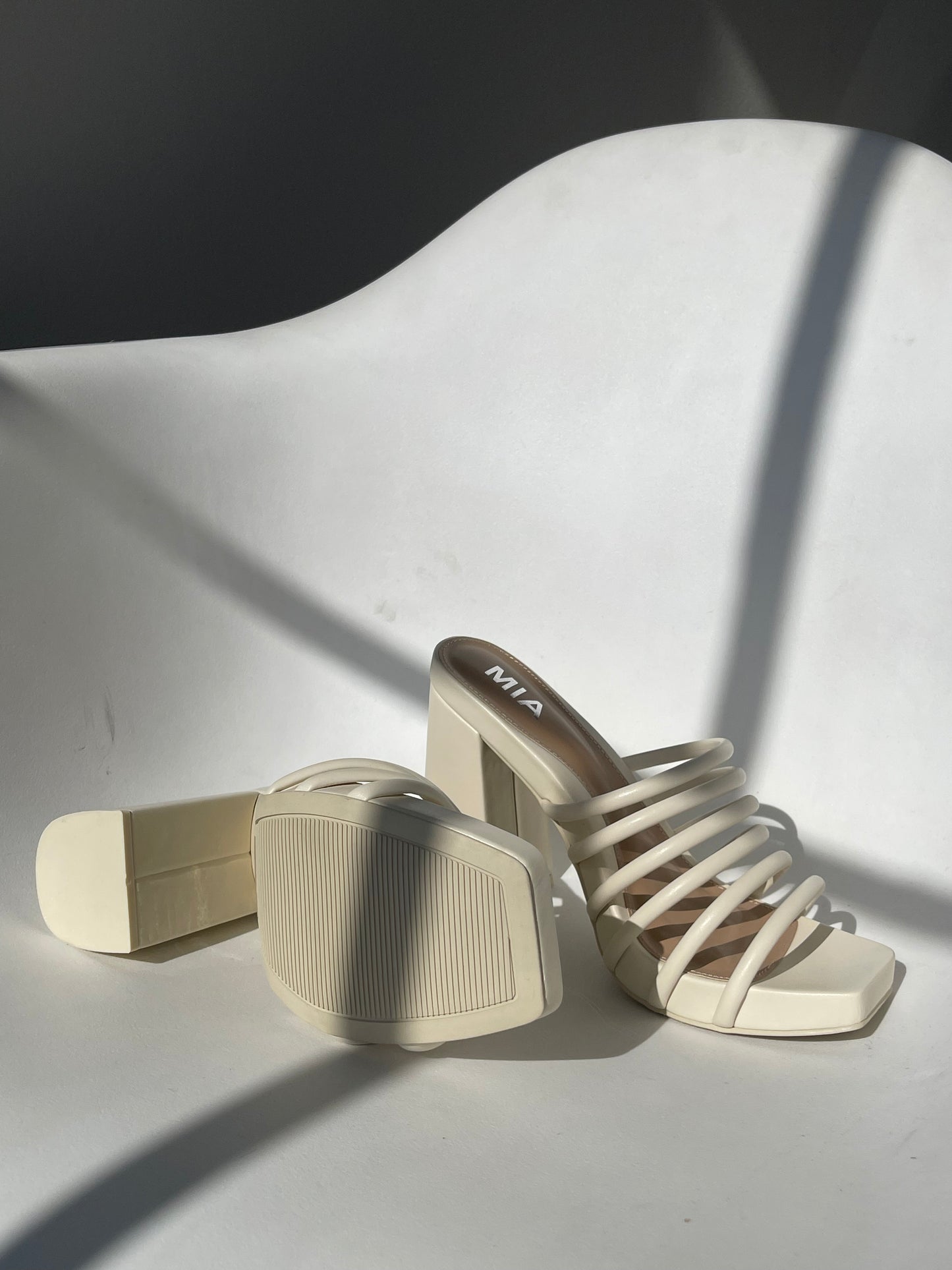 Melissa Slink Strap Platform Sandal In Cream