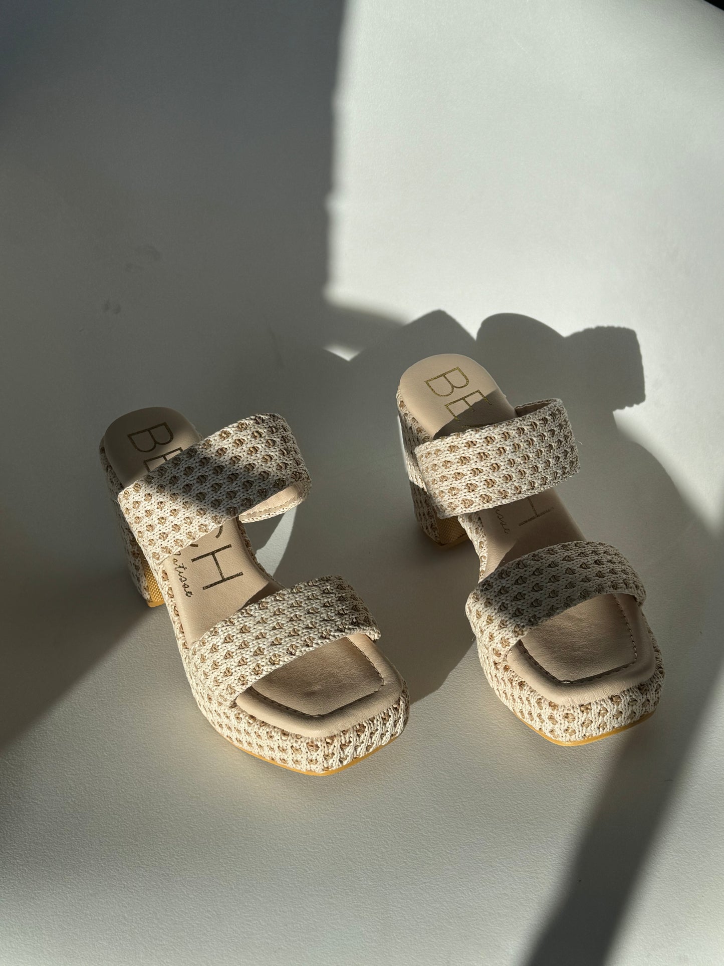 Kolin Woven Platform Sandal In Ivory