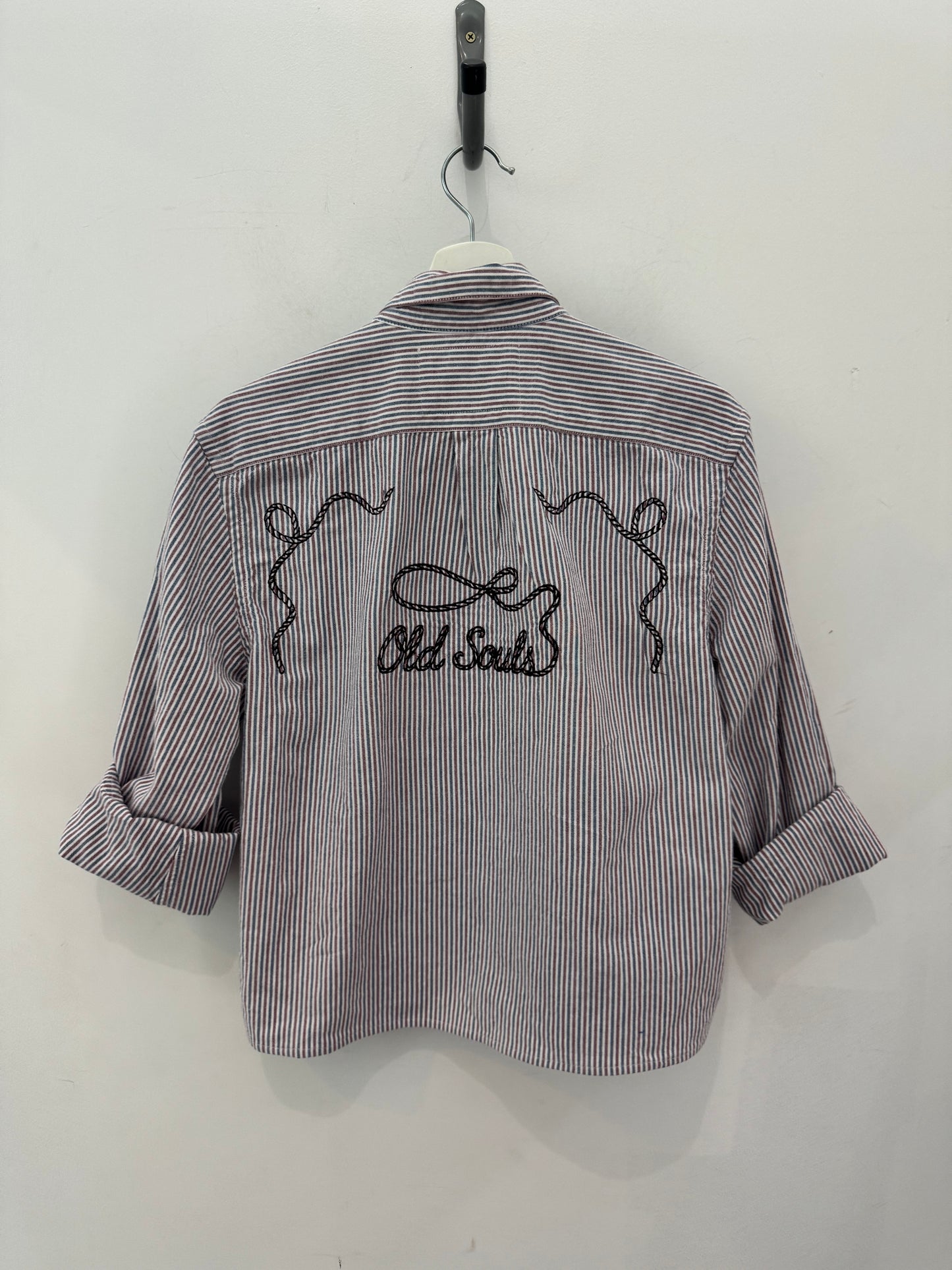 Lawrence Handcrafted Embroidered Old Souls Cropped Button Down