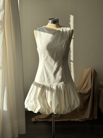 Kinley Cotton Bubble Mini Dress In Cloud White￼