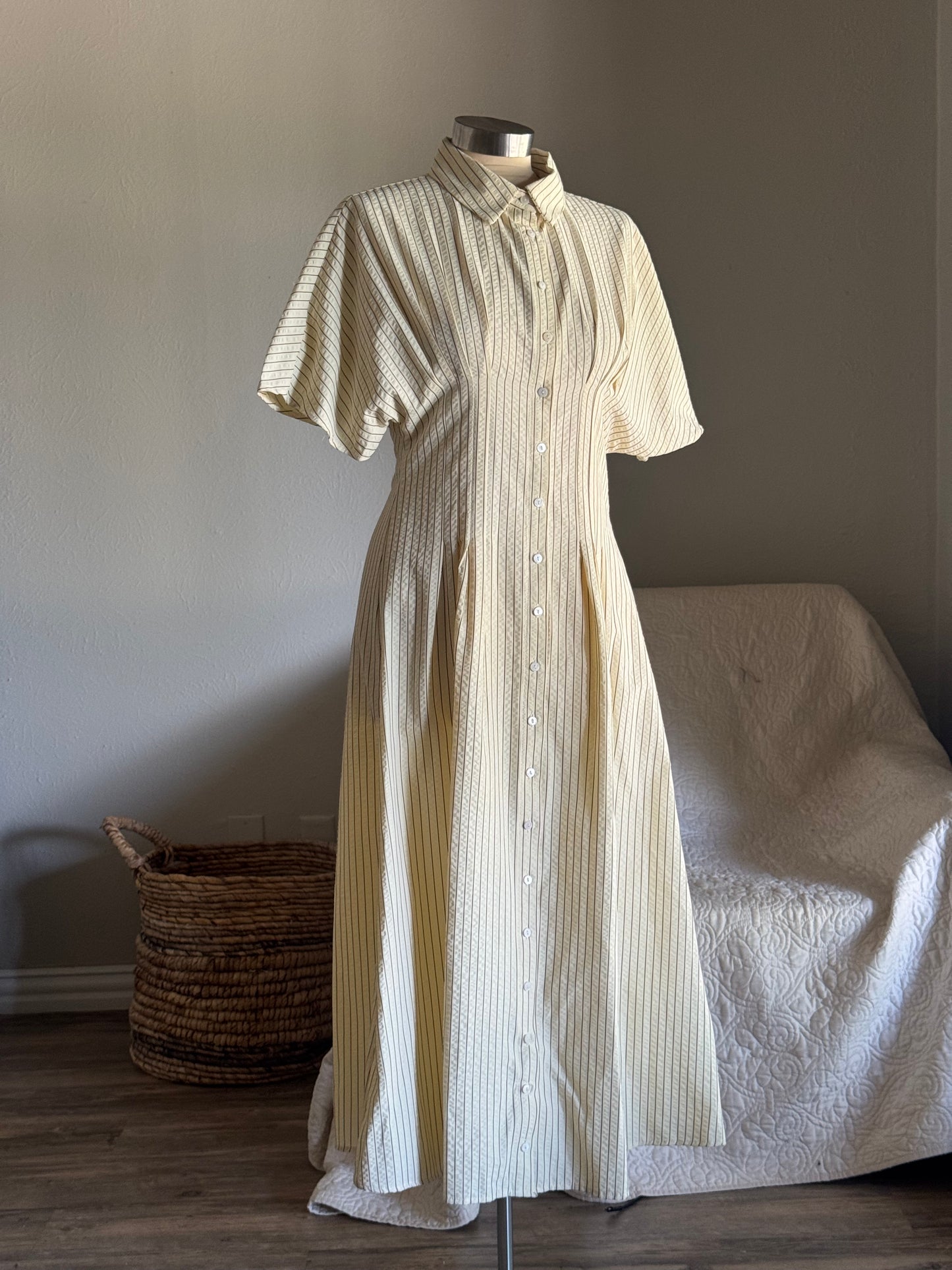Cynthia Cotton Striped Button Front Maxi Dress In Vanilla Brown￼