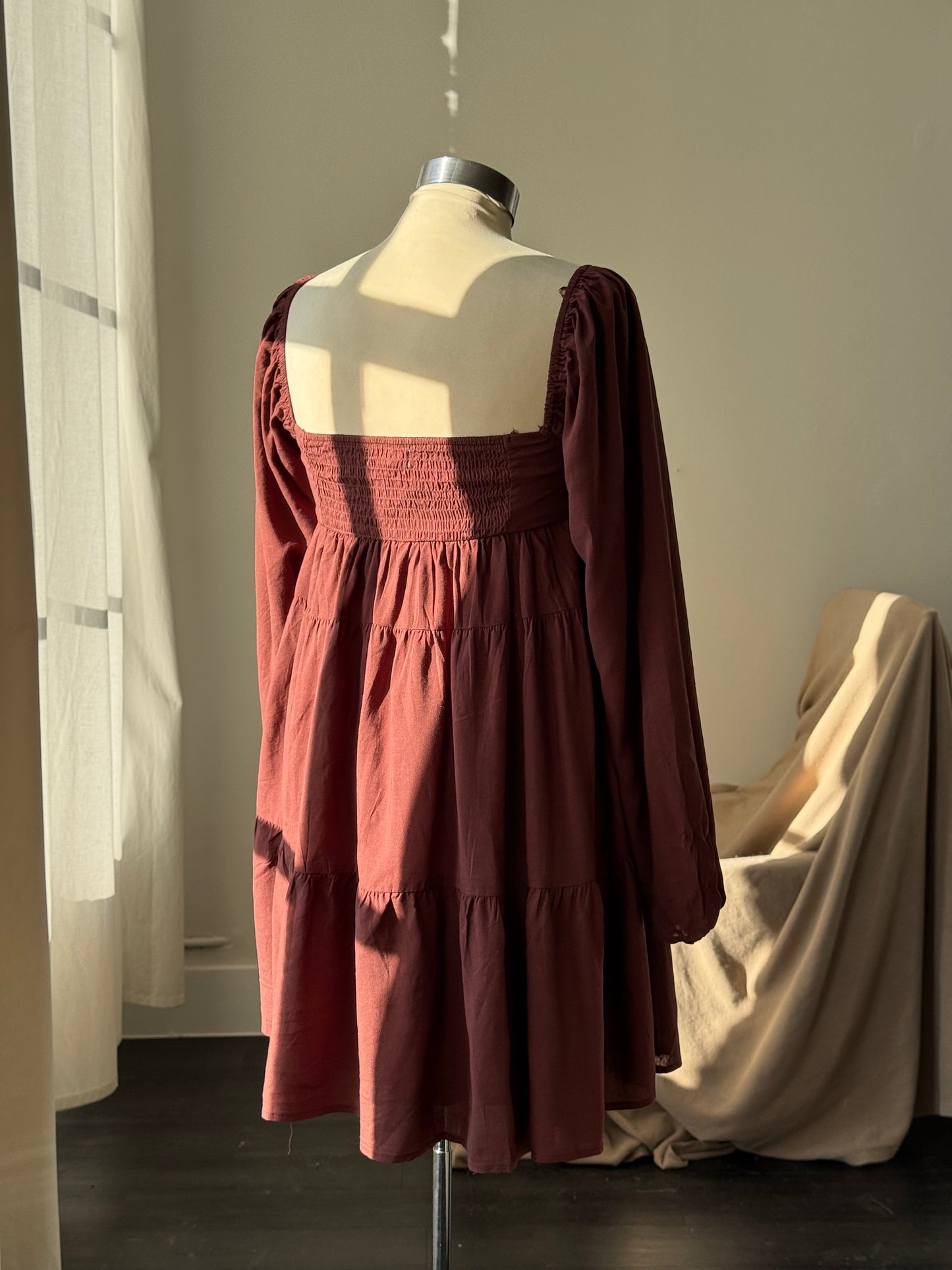 Fluorine Linen Balloon Sleeve Tie Front Dress In Chocolate Brown￼