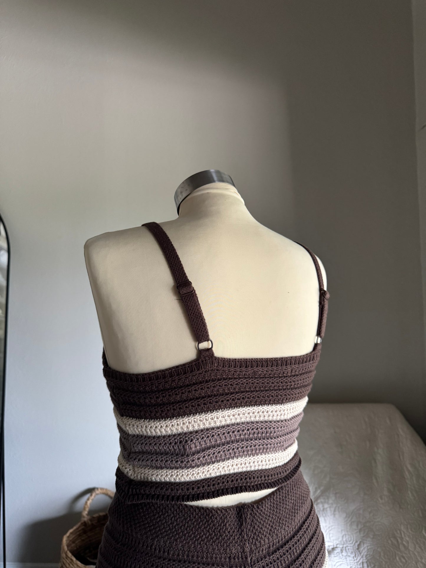 Hailey Cotton Crochet Knit Razor Tank In Espresso￼