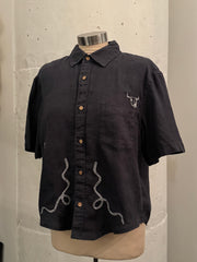 Judy Handcrafted Sad Songs Cropped Linen Button Down Short Sleeve In Vintage Navy