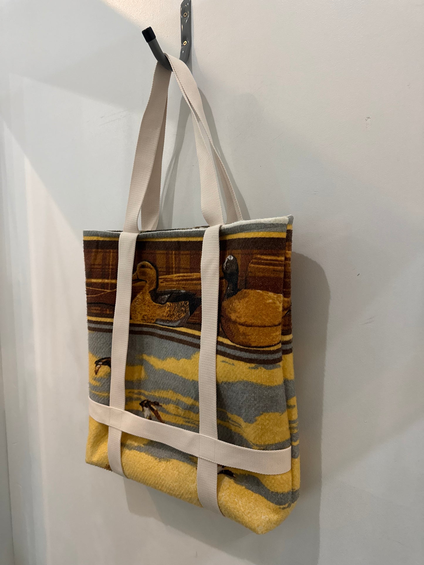 Magnus Vintage Handcrafted Tote Hat Holder Bag XL The 2nd