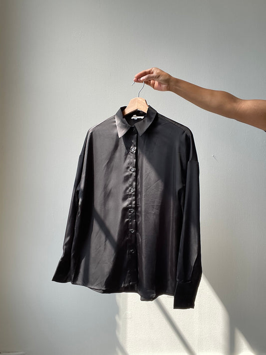 Lamesa Like Butter Button Down In Black