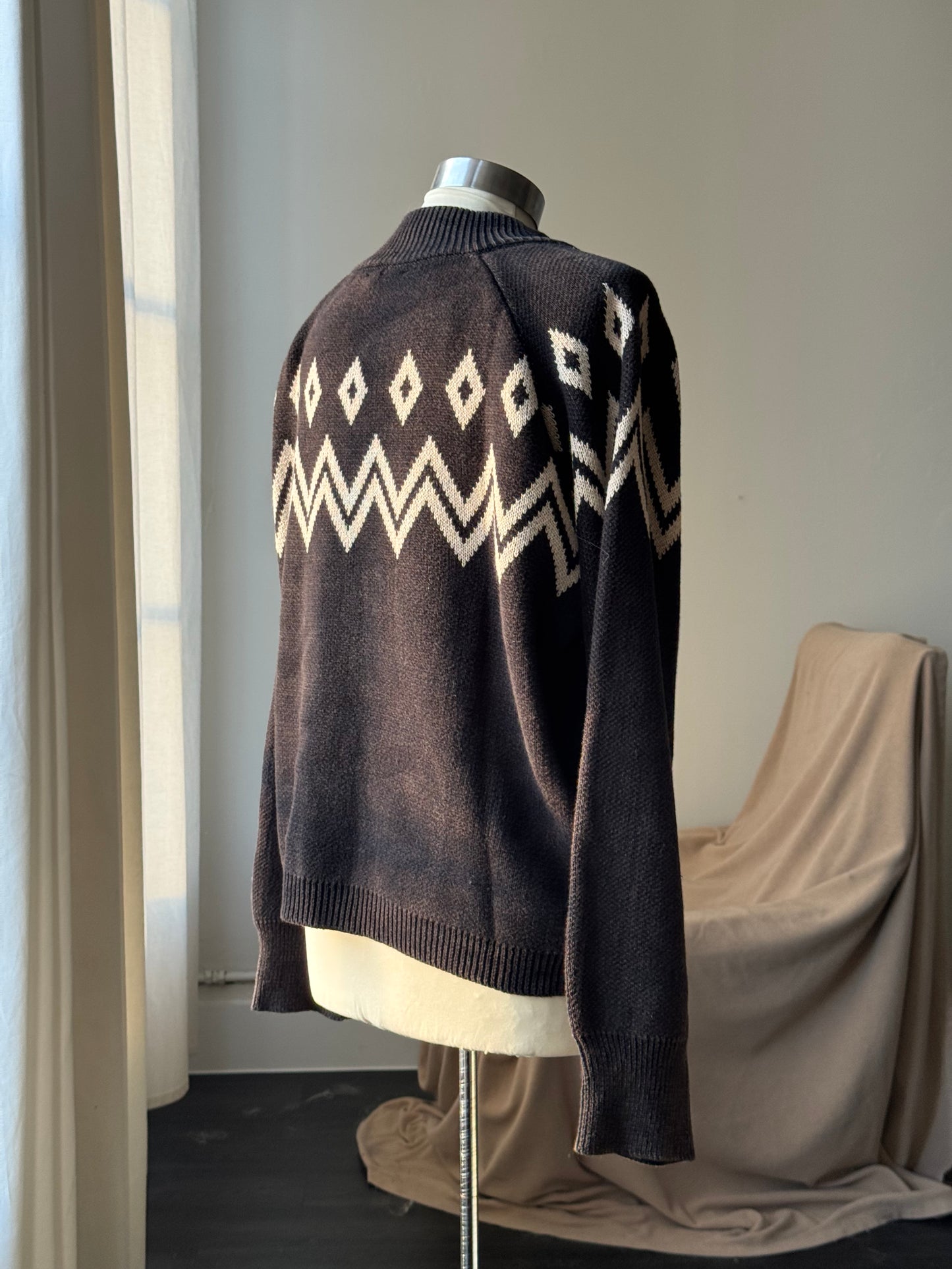 Willie 70s Style Cotton Pullover Sweater In Vintage Black
