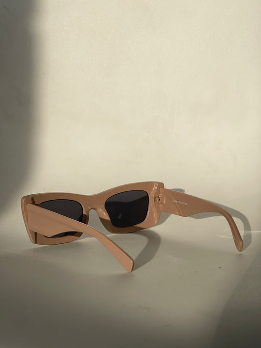 Paisley Retro Cut Sunglasses In Malt ￼