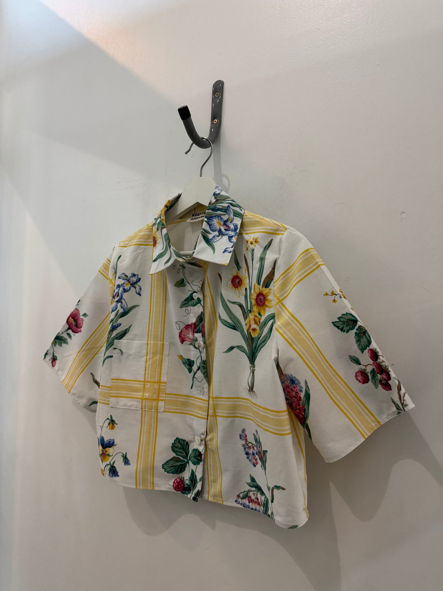 Judy Handcrafted Cropped Button Down￼