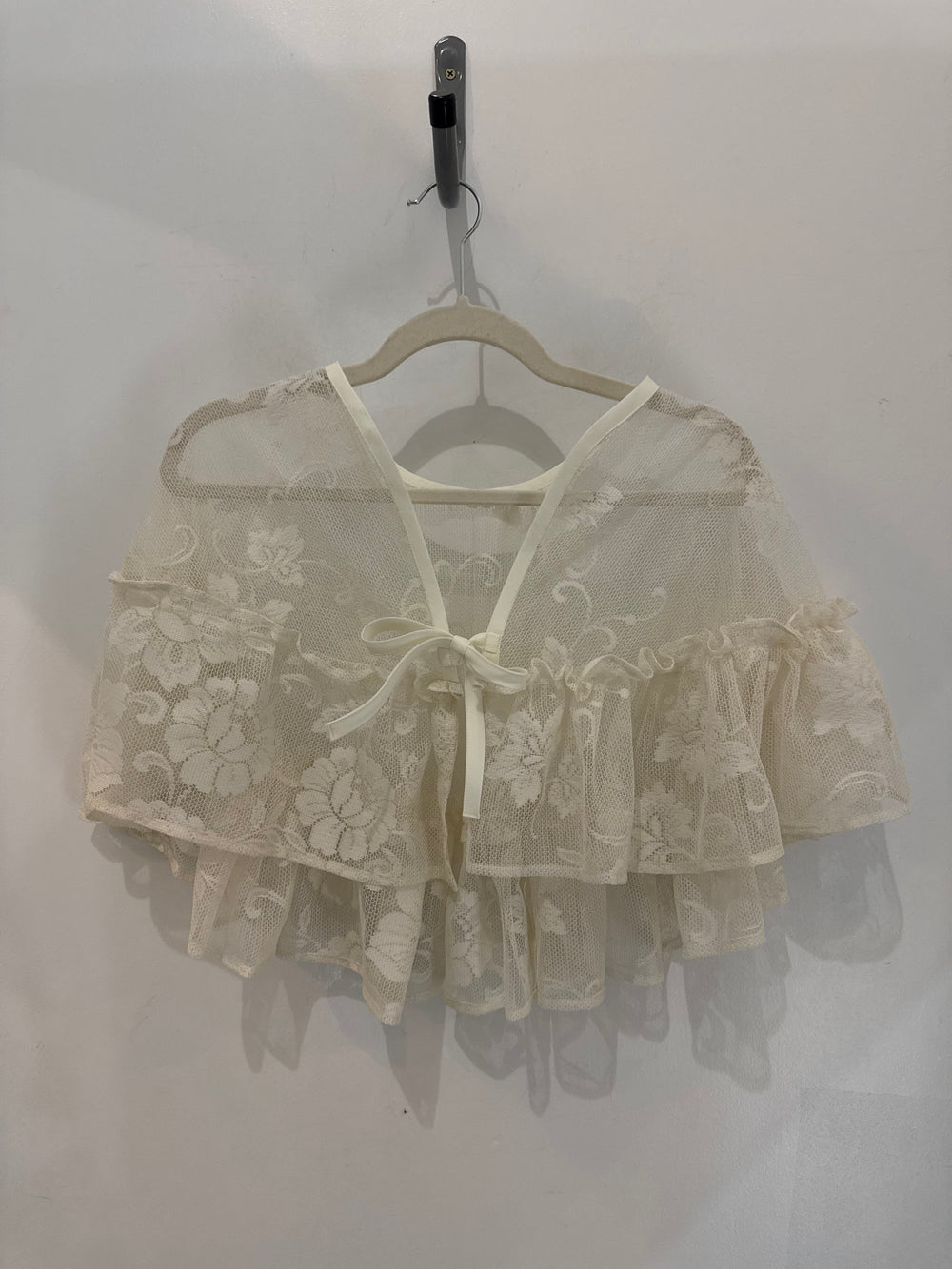 Jernigan Handcrafted Vintage Lace Capelette