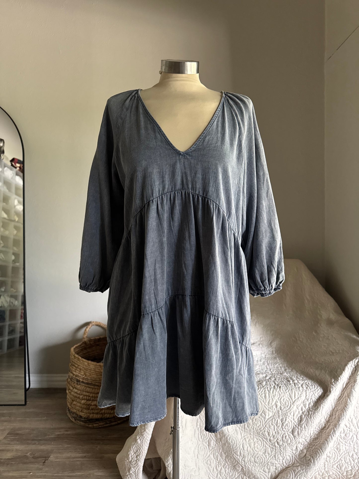 Taylor Classic Cotton Denim Dress In Acid Indigo
