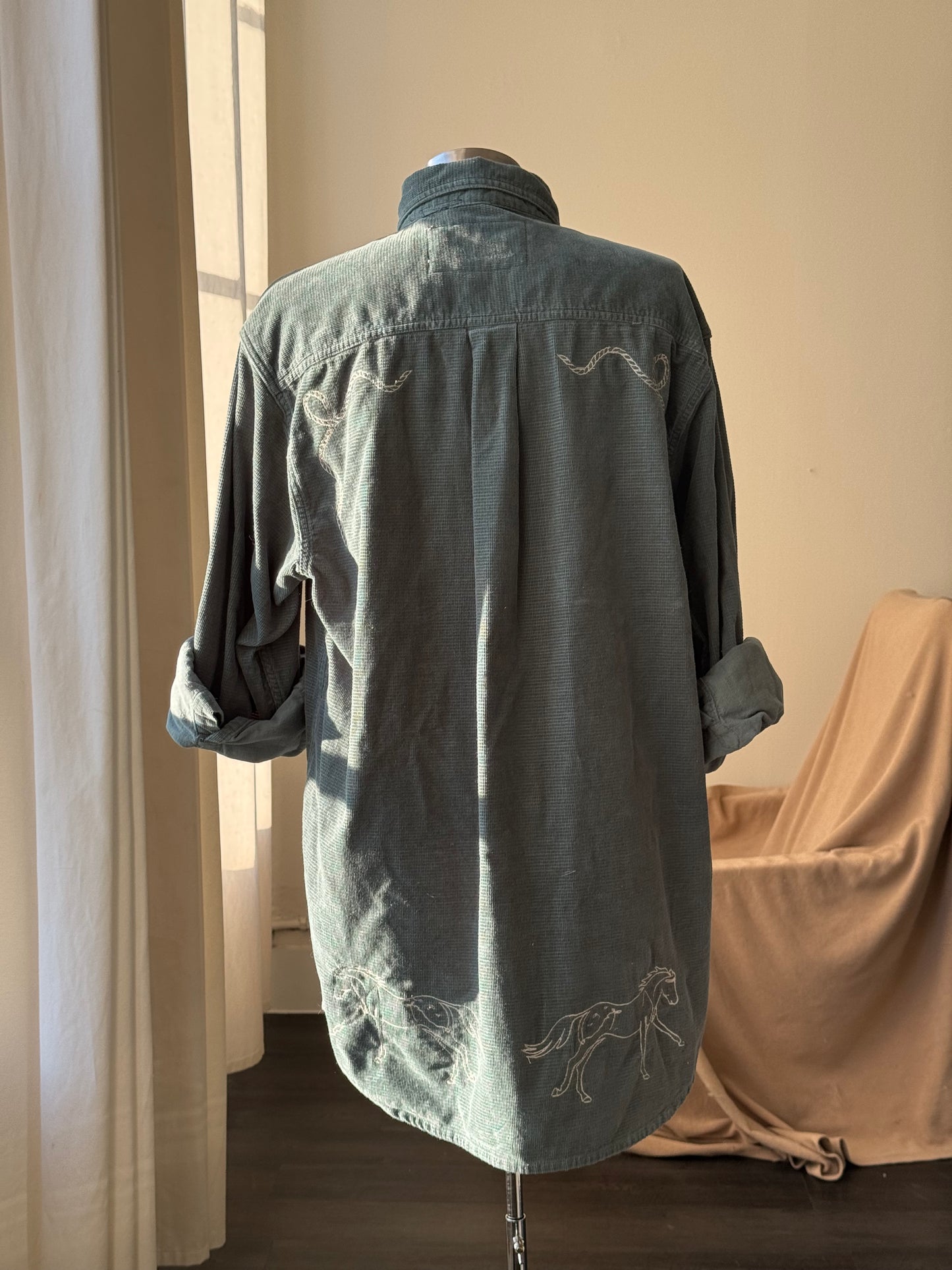 Jaxson Handcrafted Embroidered Rodeo Workwear Shacket In Forest Moss