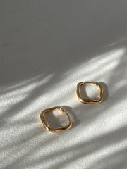 Kirsten Twist Stainless Steel Hug Hoop Earring In Gold
