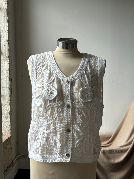 Hailey Cotton Embroidered Appliqué Vest In White￼￼ ￼