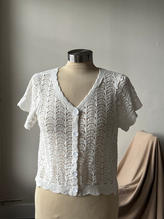 Torrance 90s Style Cotton Crochet Button Front Sweater Crop Top In Ivory