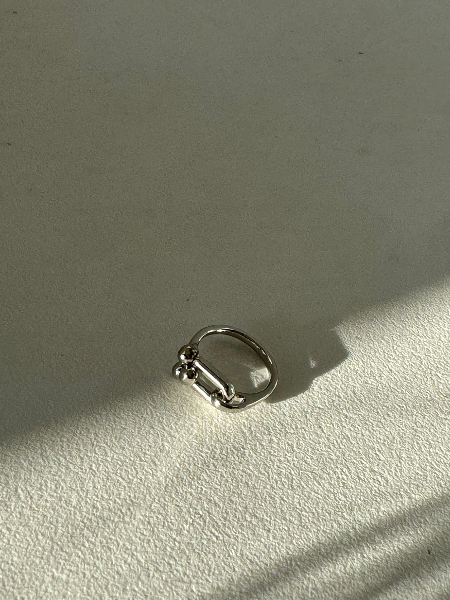 Ellum Single Chain Ring In Silver