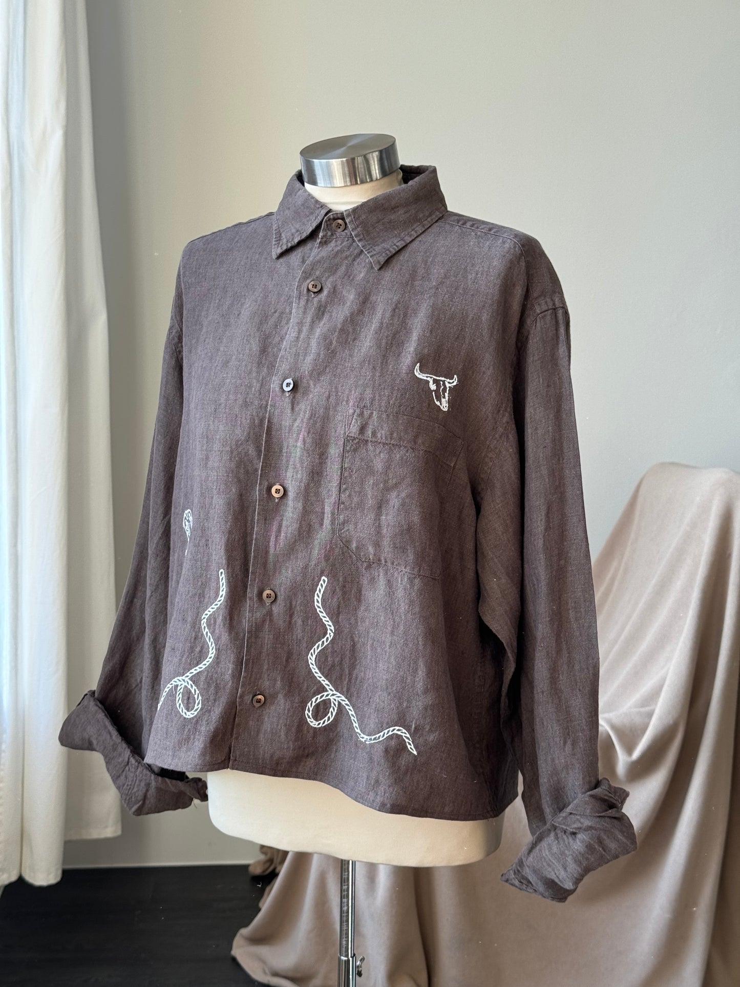 Judy Handcrafted Sad Songs Cropped Linen Button Down
