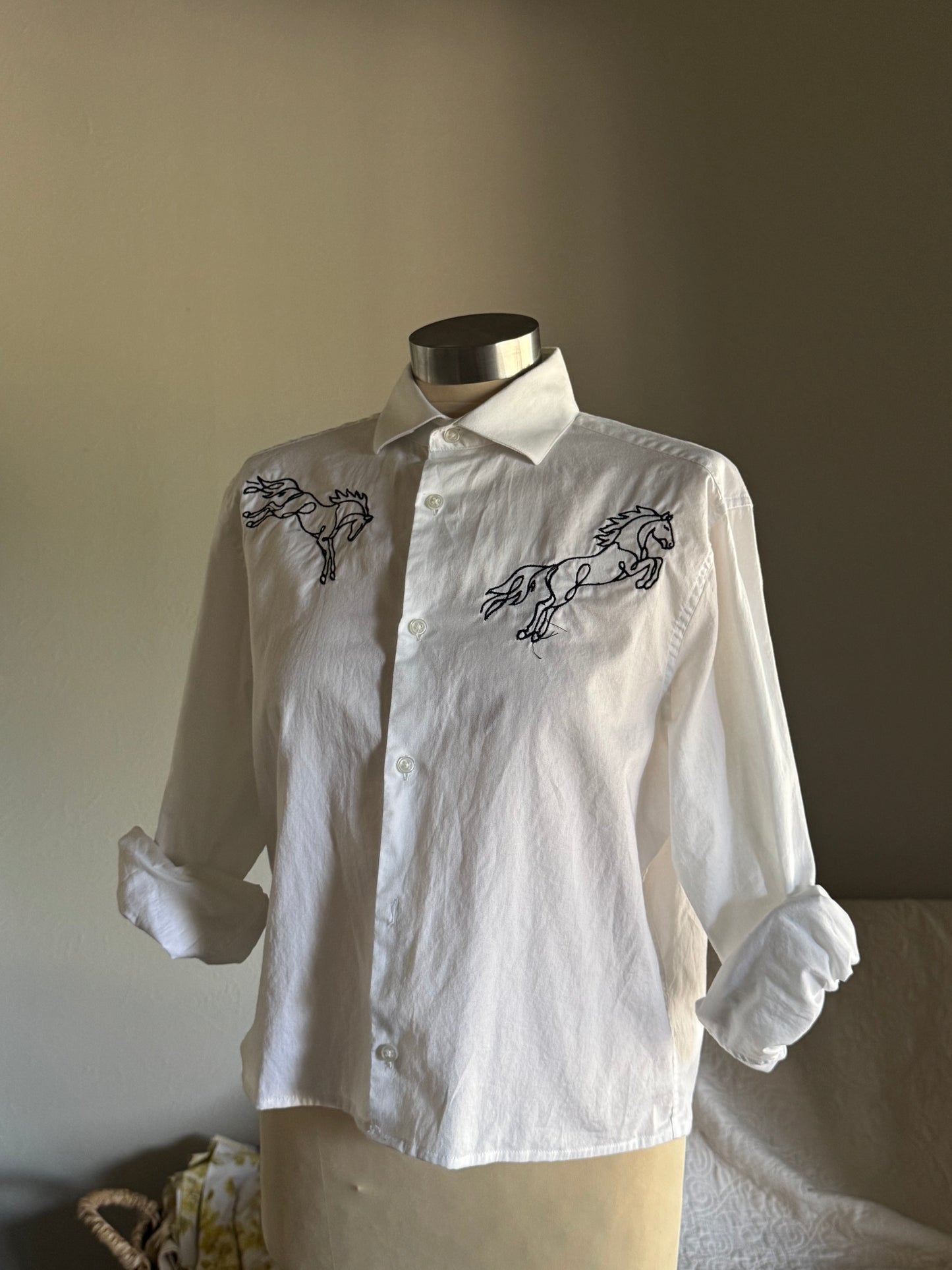 The Lawrence Handcrafted Embroidered Cropped Button Down