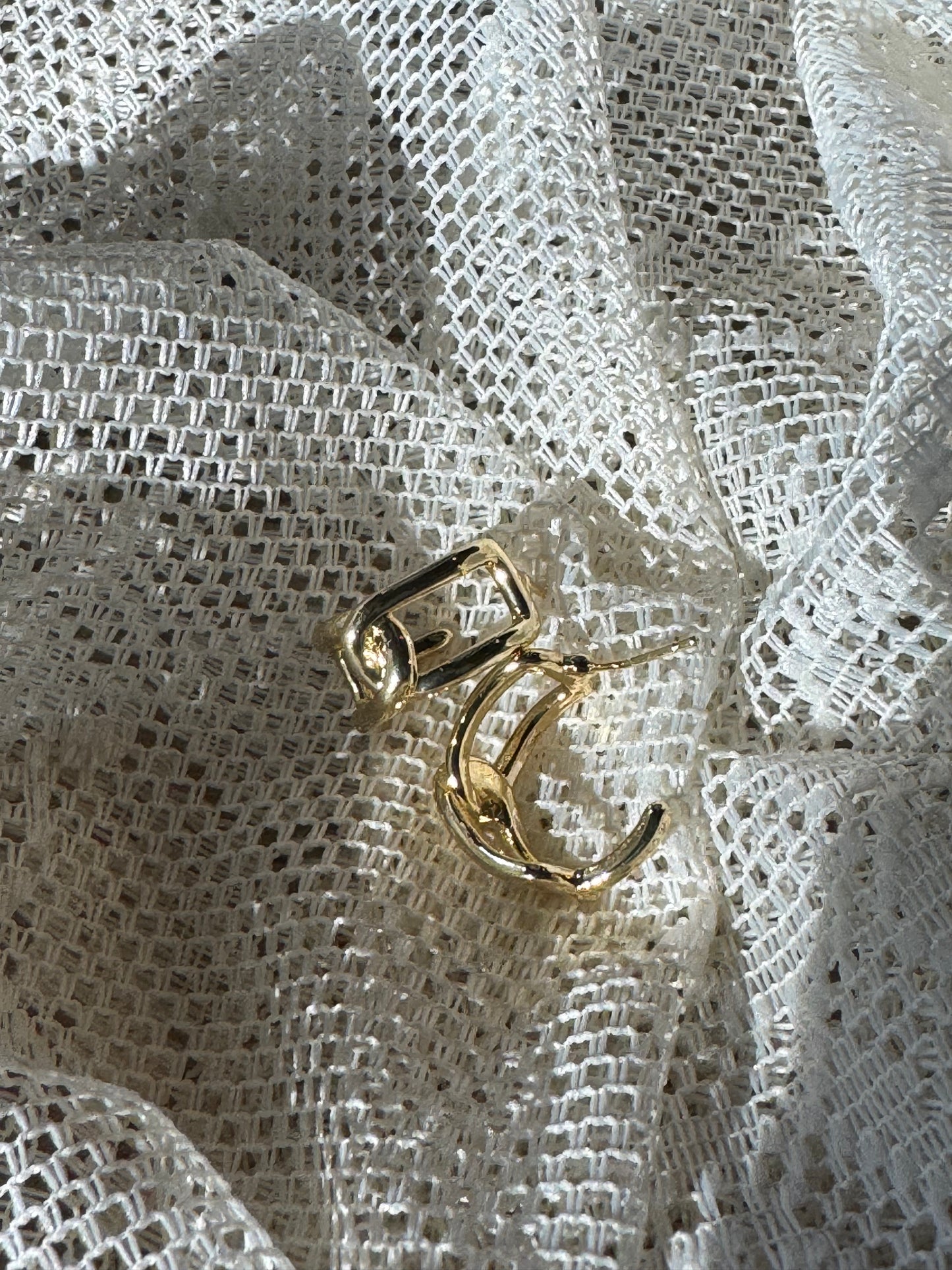 Sonna Double Chain Link Hug Hoop Plated In Gold