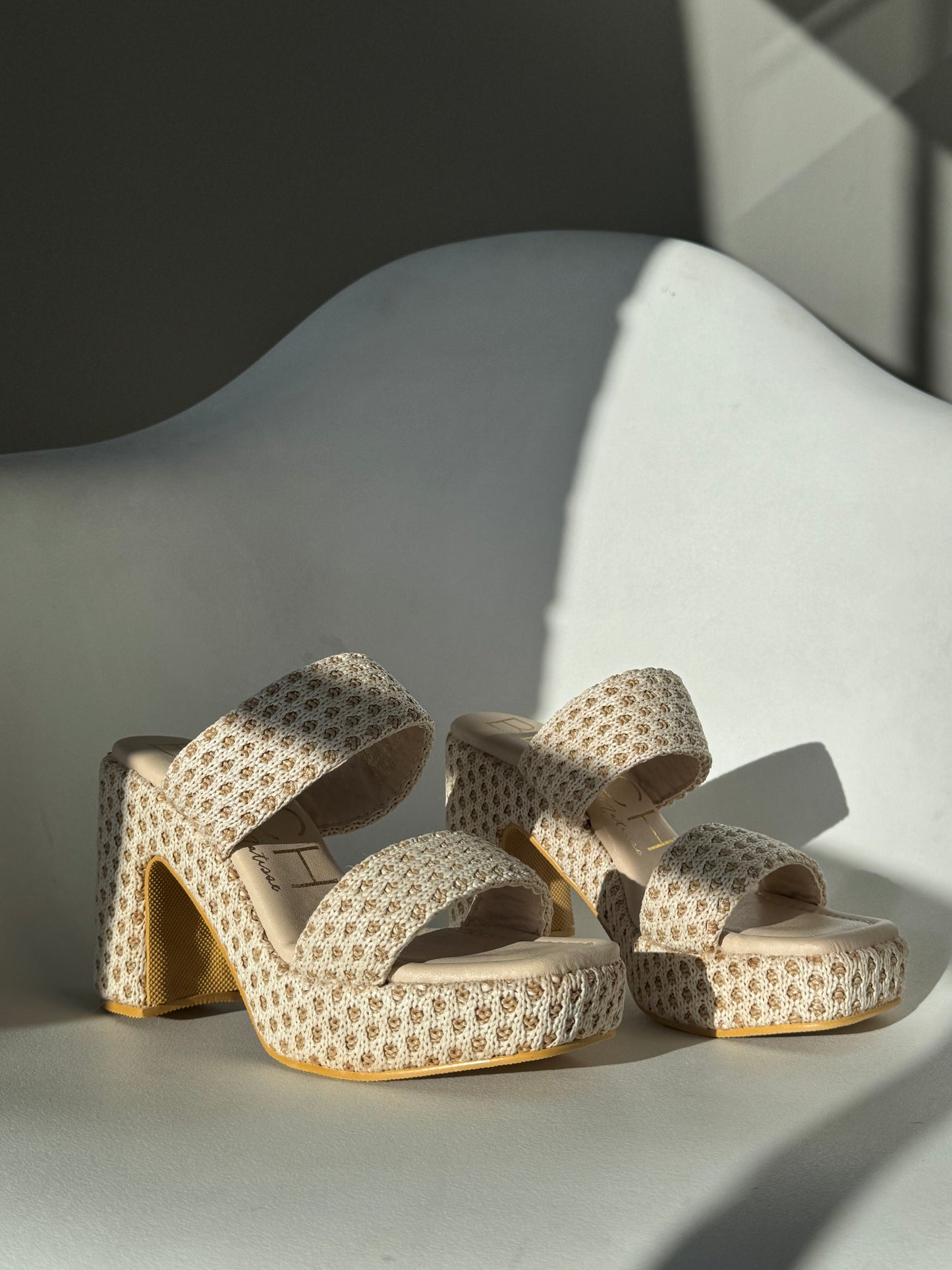 Kolin Woven Platform Sandal In Ivory