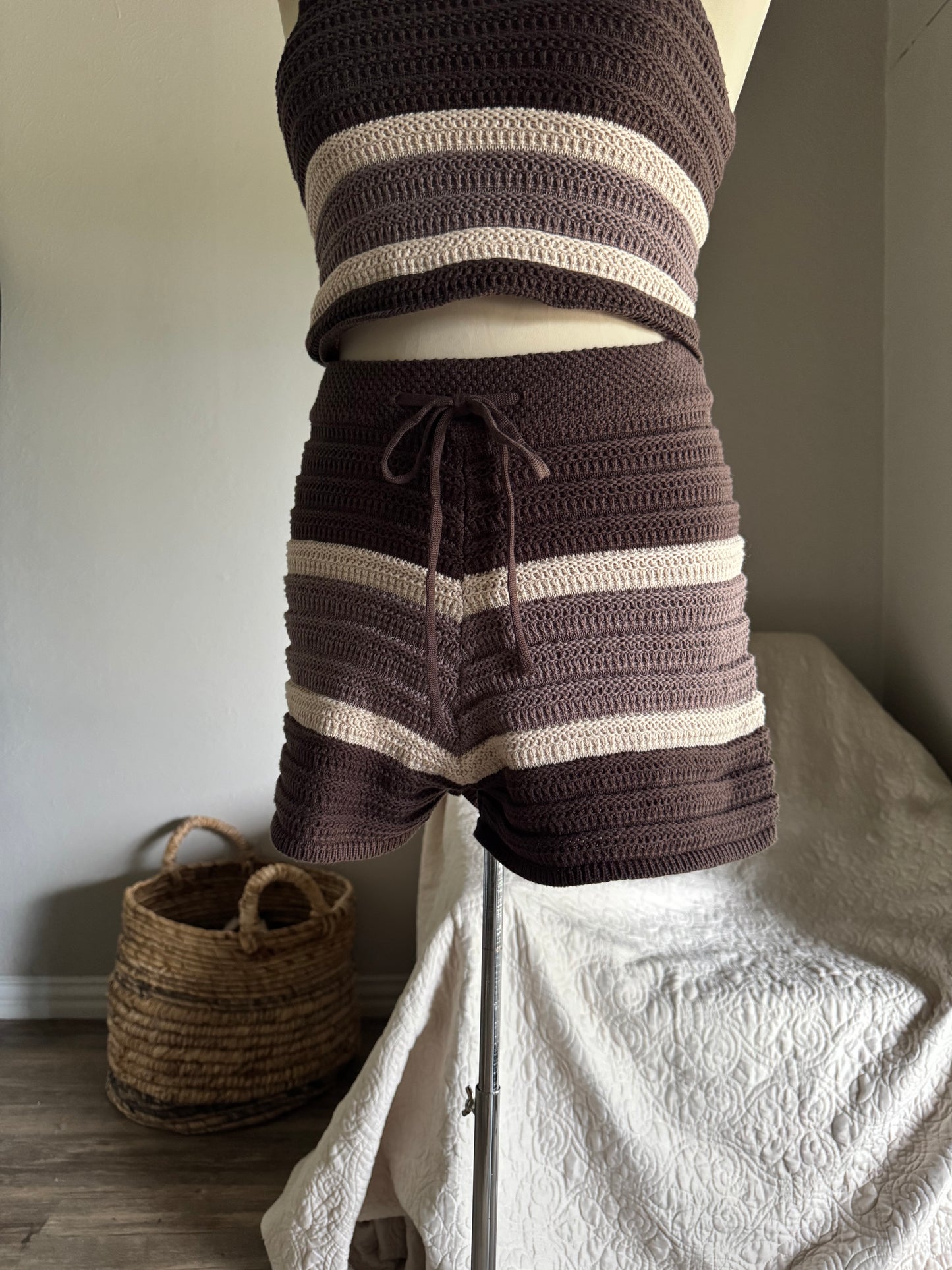 Hailey Cotton Crochet Knit Shorts In Espresso