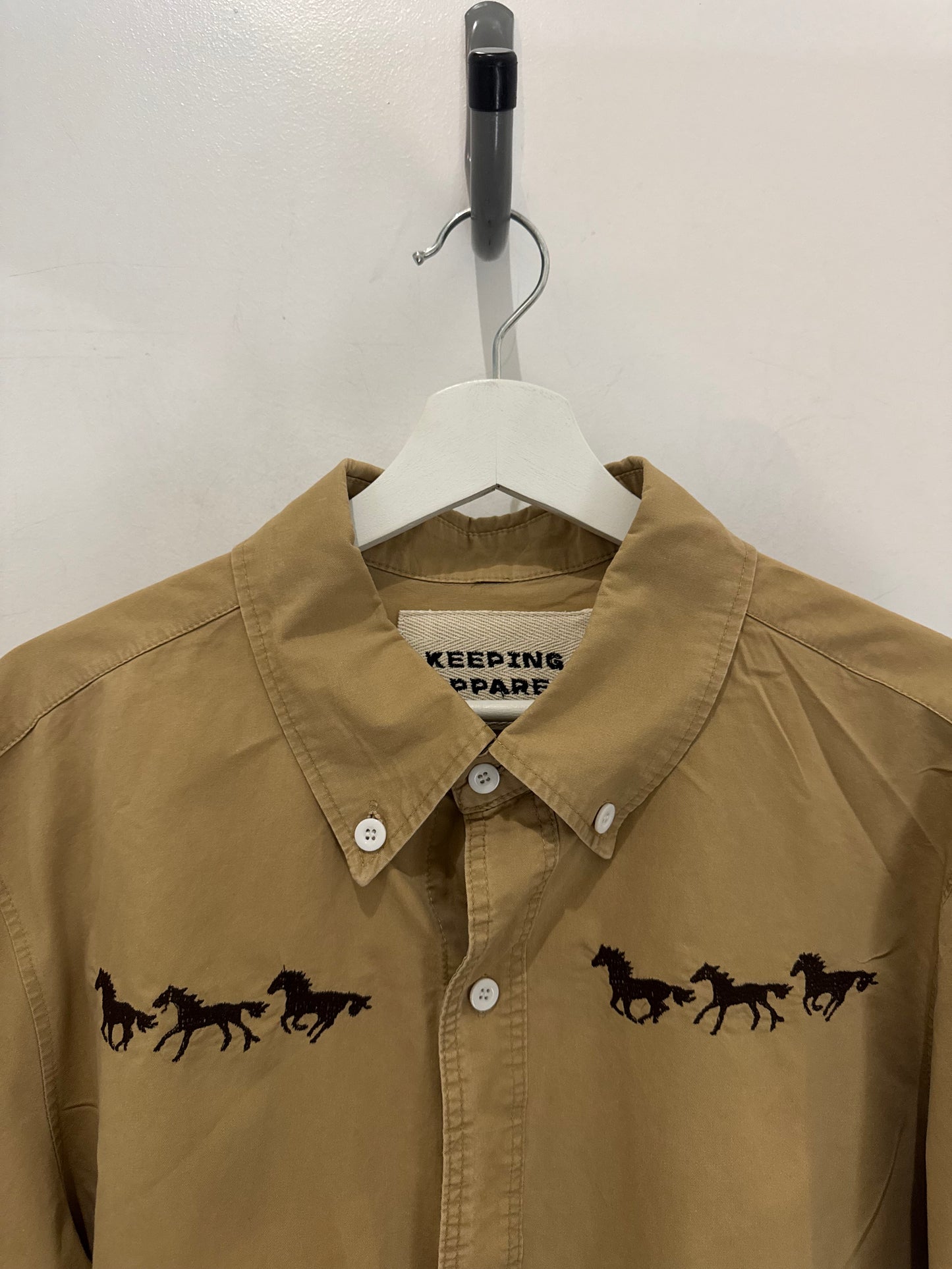 Jaxson Handcrafted Embroidered Long Sleeve Button Down In Desert￼