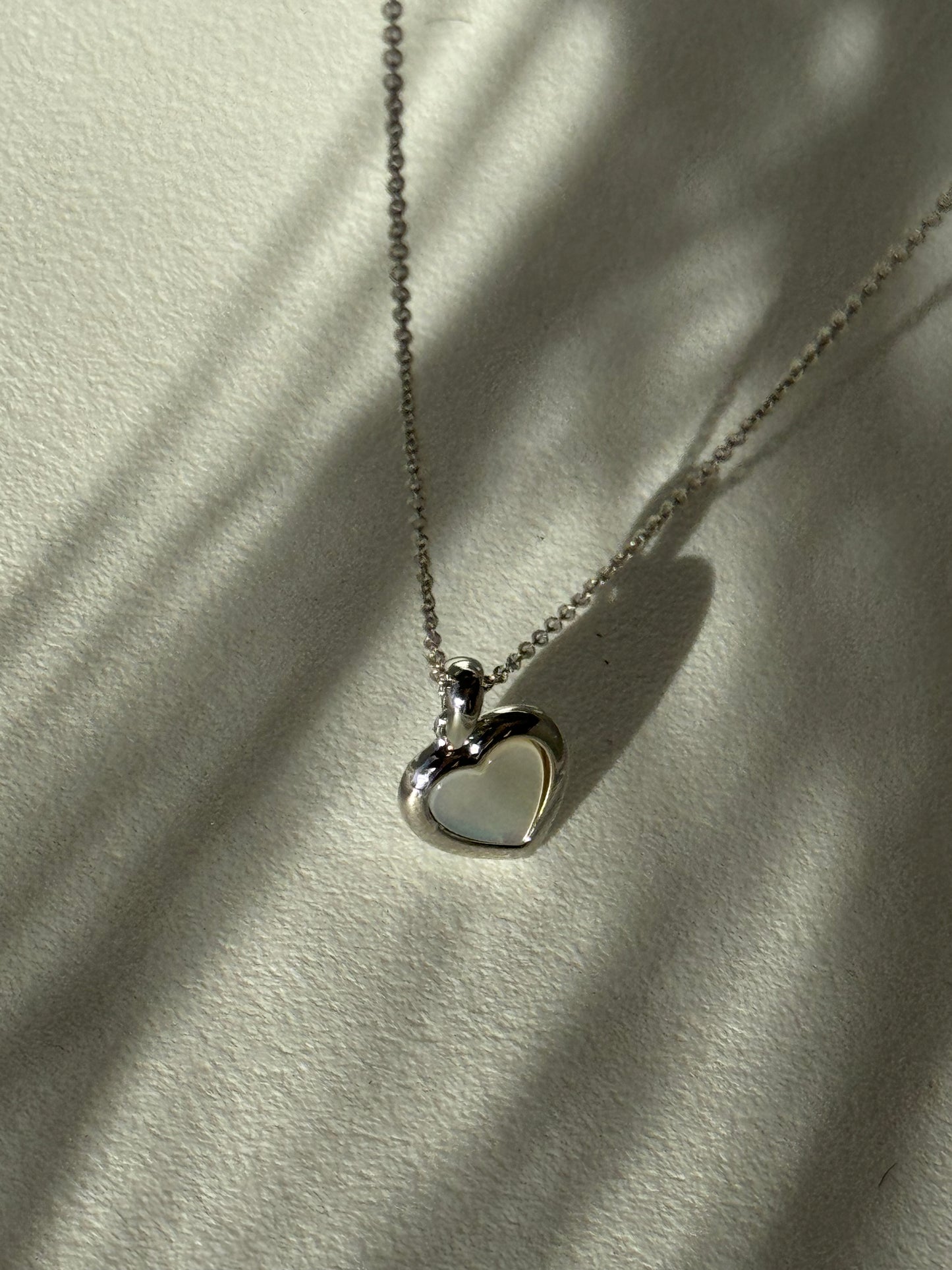 Marble Plated Heart Necklace In Plated Silver