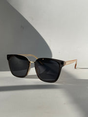 Connor Gold Rim Silver Double Stud Sunglasses In Peach