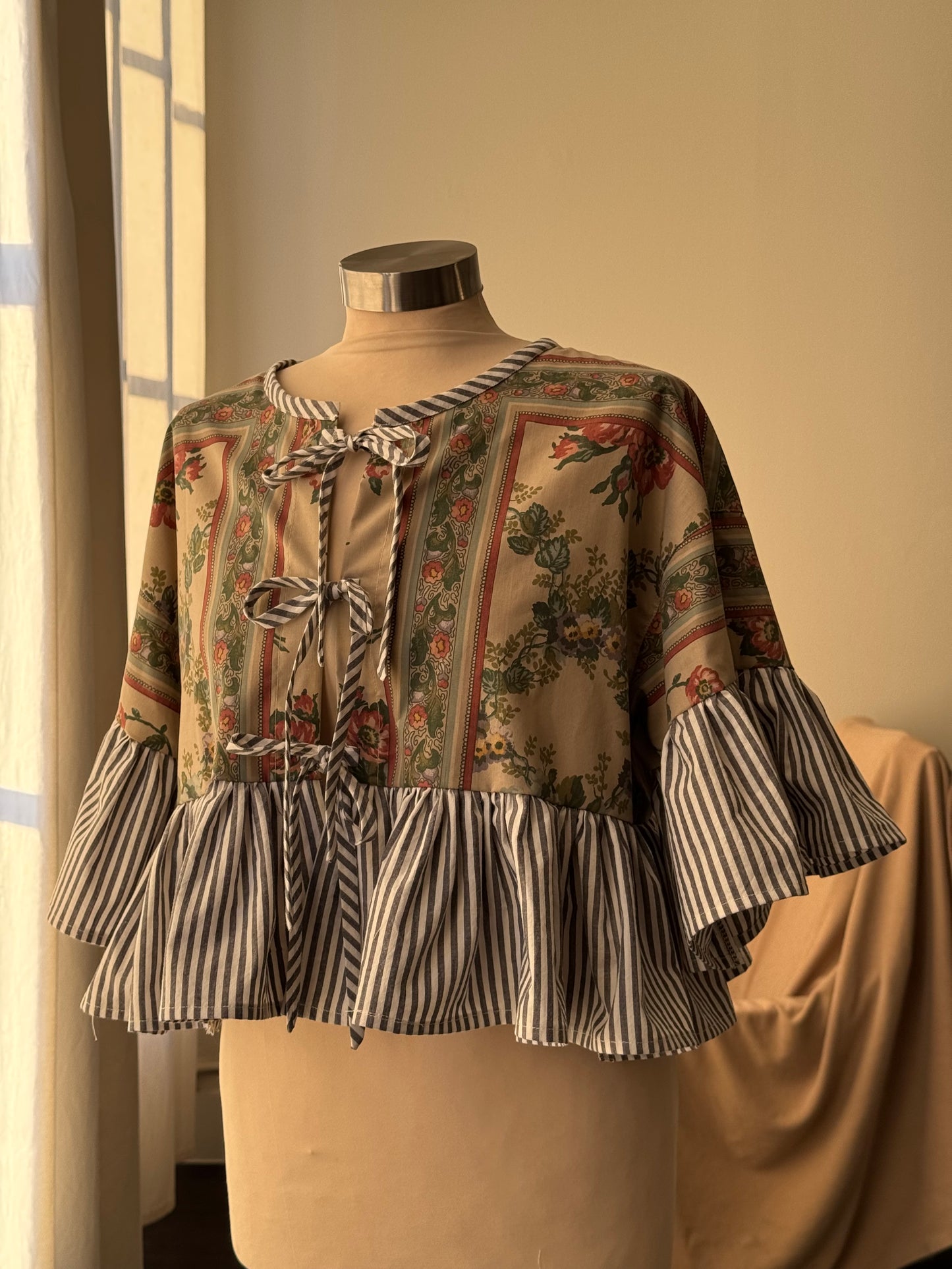 Joycie Vintage Handcrafted Ruffle Top In Autumn