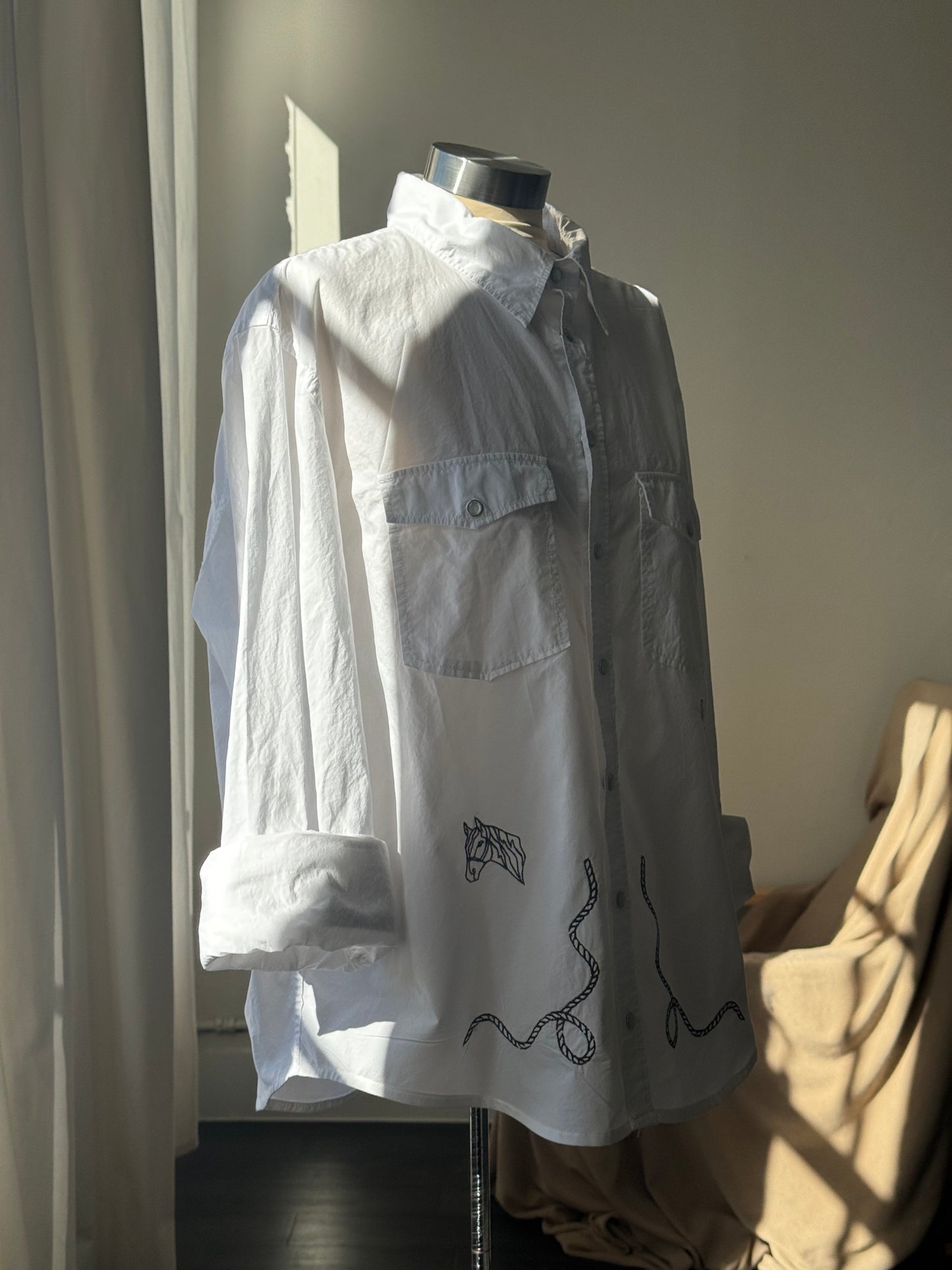 Jaxson Handcrafted Embroidered Button Down In Pearl Snap