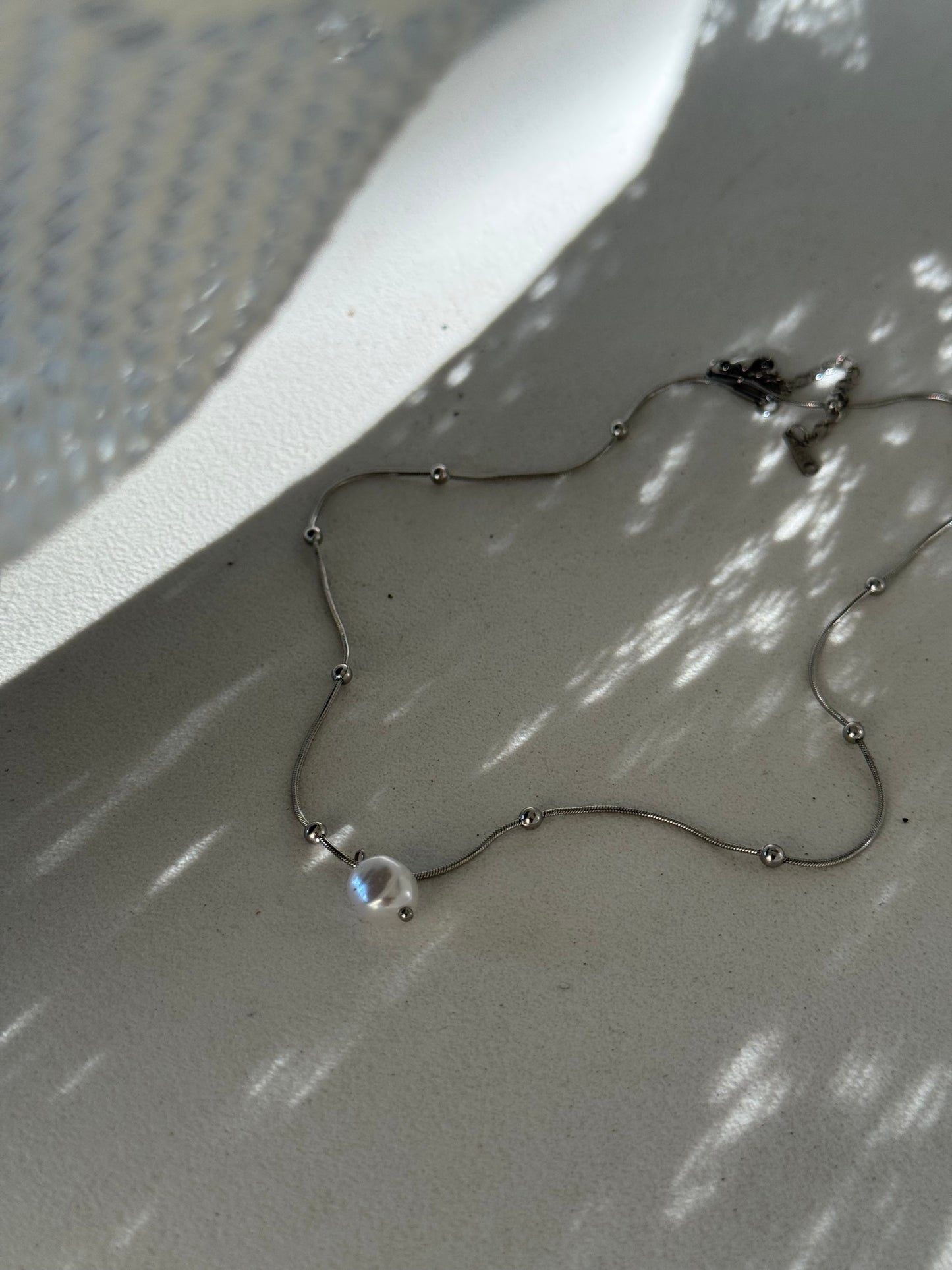 Helena 18k Stainless Steel Waterproof  Pearl Charm Necklace In White Gold Silver￼