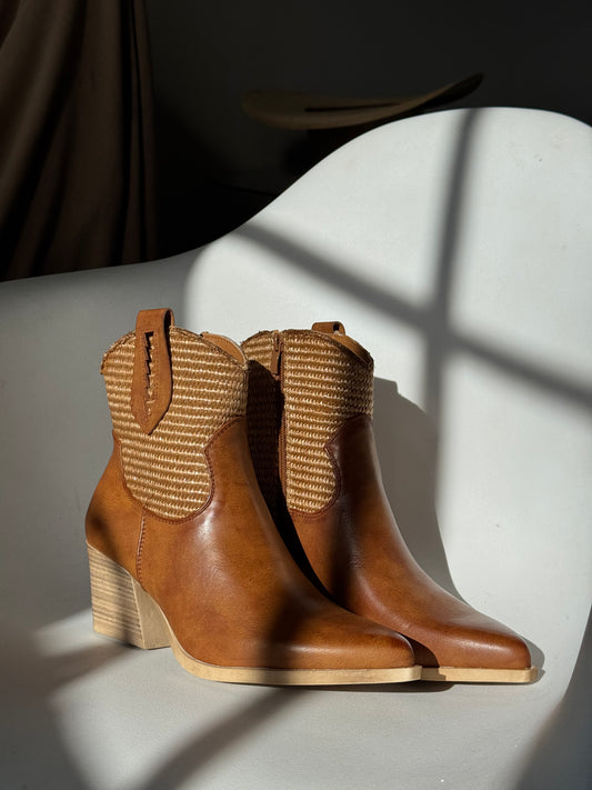 Luanne Summer Cowboy Boots In Whiskey