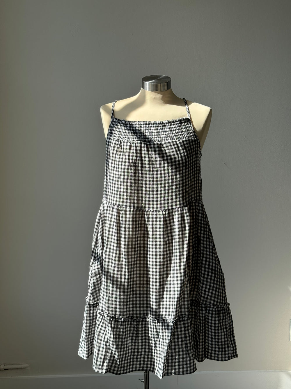 Bennett Cotton Gingham Tiered W/ Pockets In Black