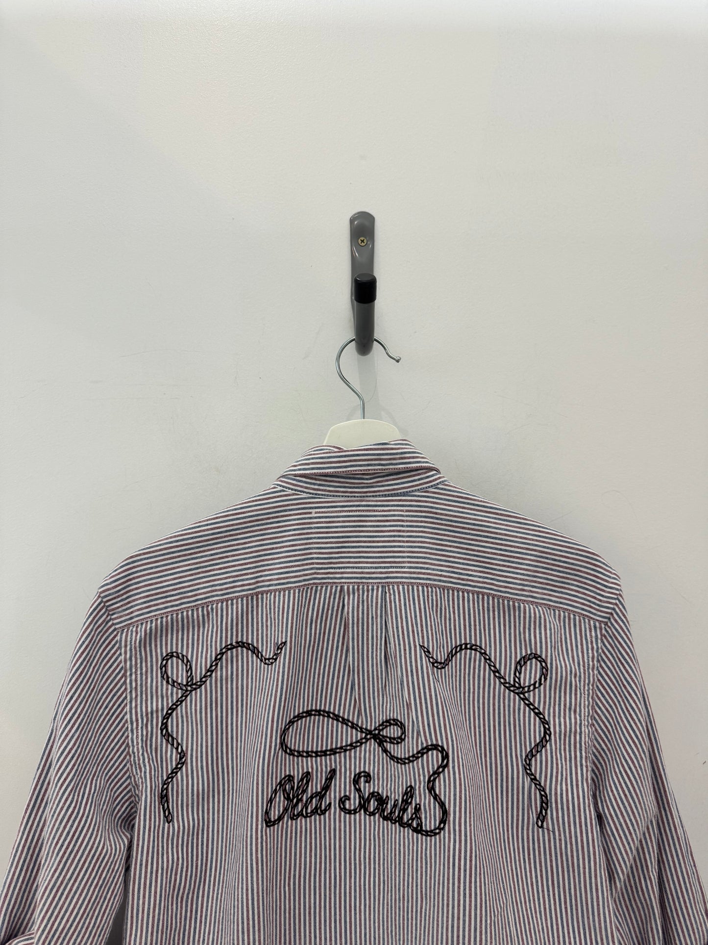 Lawrence Handcrafted Embroidered Old Souls Cropped Button Down