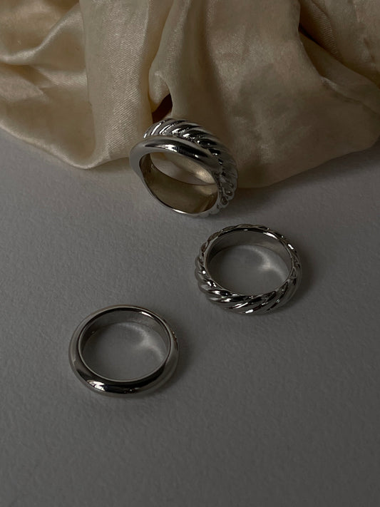 Tiffany ￼Twist & Single Band Ring Set In Silver