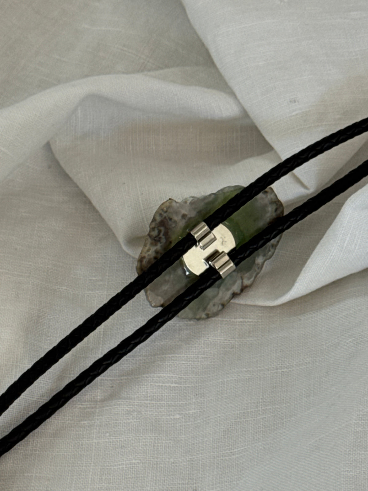 Handcrafted Agate Bolo Tie In Desert Green￼